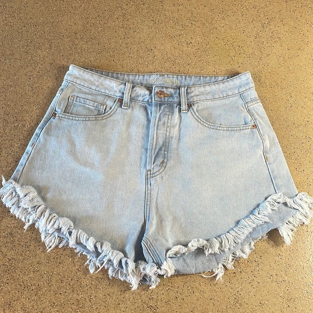 Wild Fable "High Rise Short" light wash denim cutoff jean shorts sz 8
